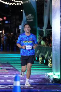 BIB: 4128
                            <button type="button" onclick="openModal(26223177)" class="btn btn-primary btn-sm float-right btn-popup" data-toggle="modal" data-target=".modal-high-quality">
                        <i class="fas fa-shopping-cart"></i> Add to Cart
                    </button>
                                            <button type="button" onclick="isThisMe(26223177, true)" class="btn btn-success btn-sm float-right btn-popup btn-isme hidden" data-toggle="tooltip" data-placement="bottom" title="นี่คือรูปของคุณใช่ไหม คลิกที่นี่เพื่อเอาเข้าอัลบั้ม">
                        <i class="fas fa-plus"></i> Add to album
                    </button>
                    <button type="button" onclick="isThisMe(26223177, false)" class="btn btn-warning btn-sm float-right btn-popup btn-isnotme hidden">
                        <i class="fas fa-ban"></i> Remove from album
                    </button>